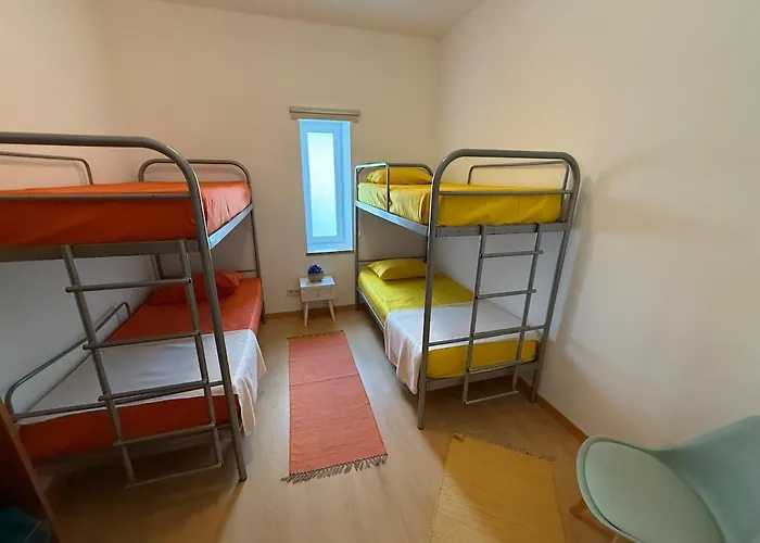 Quartos Proximo Ao Santuario Holiday home Fatima